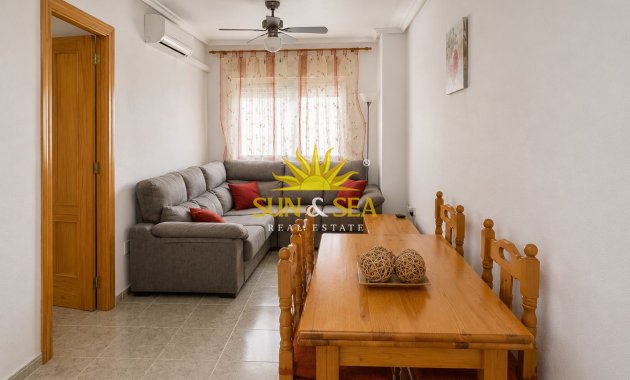Apartamento - Alquiler a largo plazo - Torrevieja - Playa de los Locos