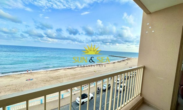 Apartamento - Alquiler a largo plazo - Torrevieja - Playa de los Locos