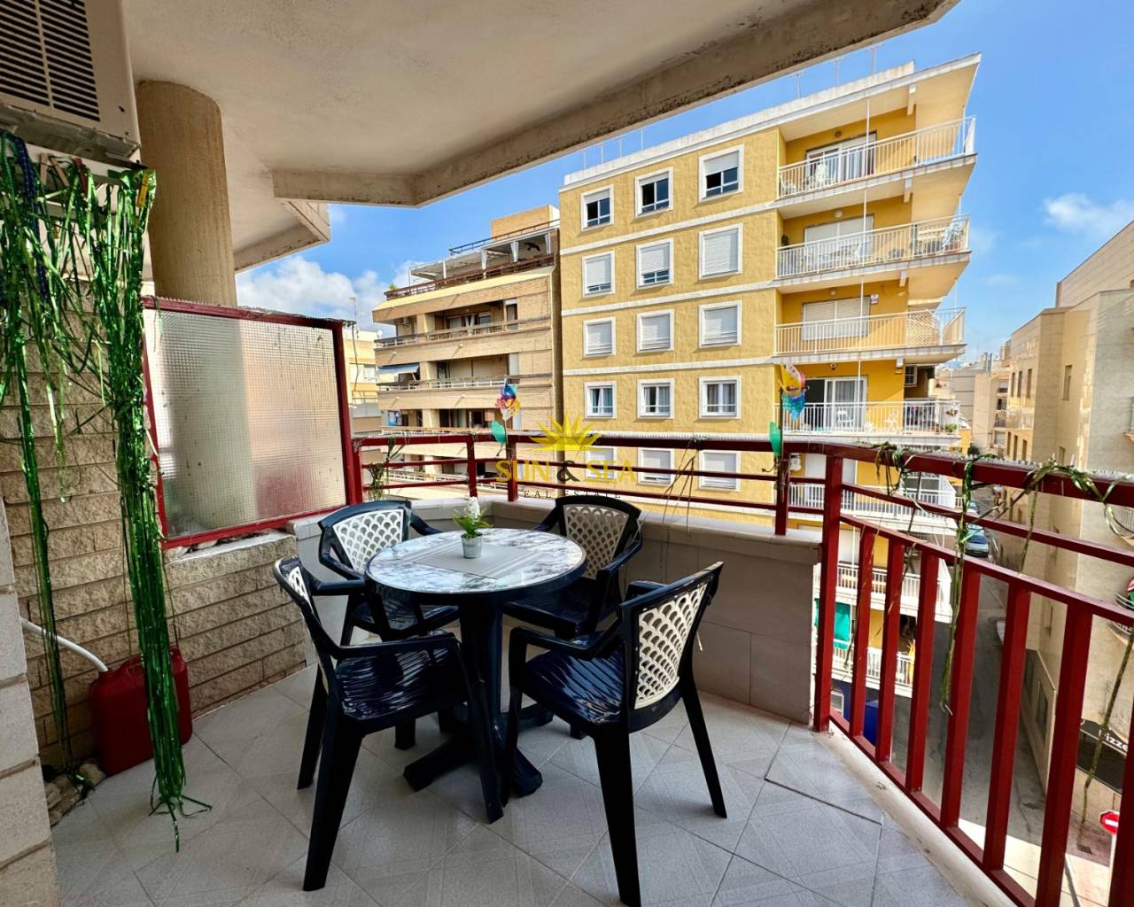 Apartamento - Alquiler a largo plazo - Torrevieja - Playa del cura