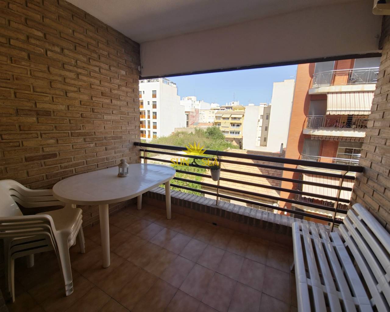 Apartamento - Alquiler a largo plazo - Torrevieja - Playa del Cura