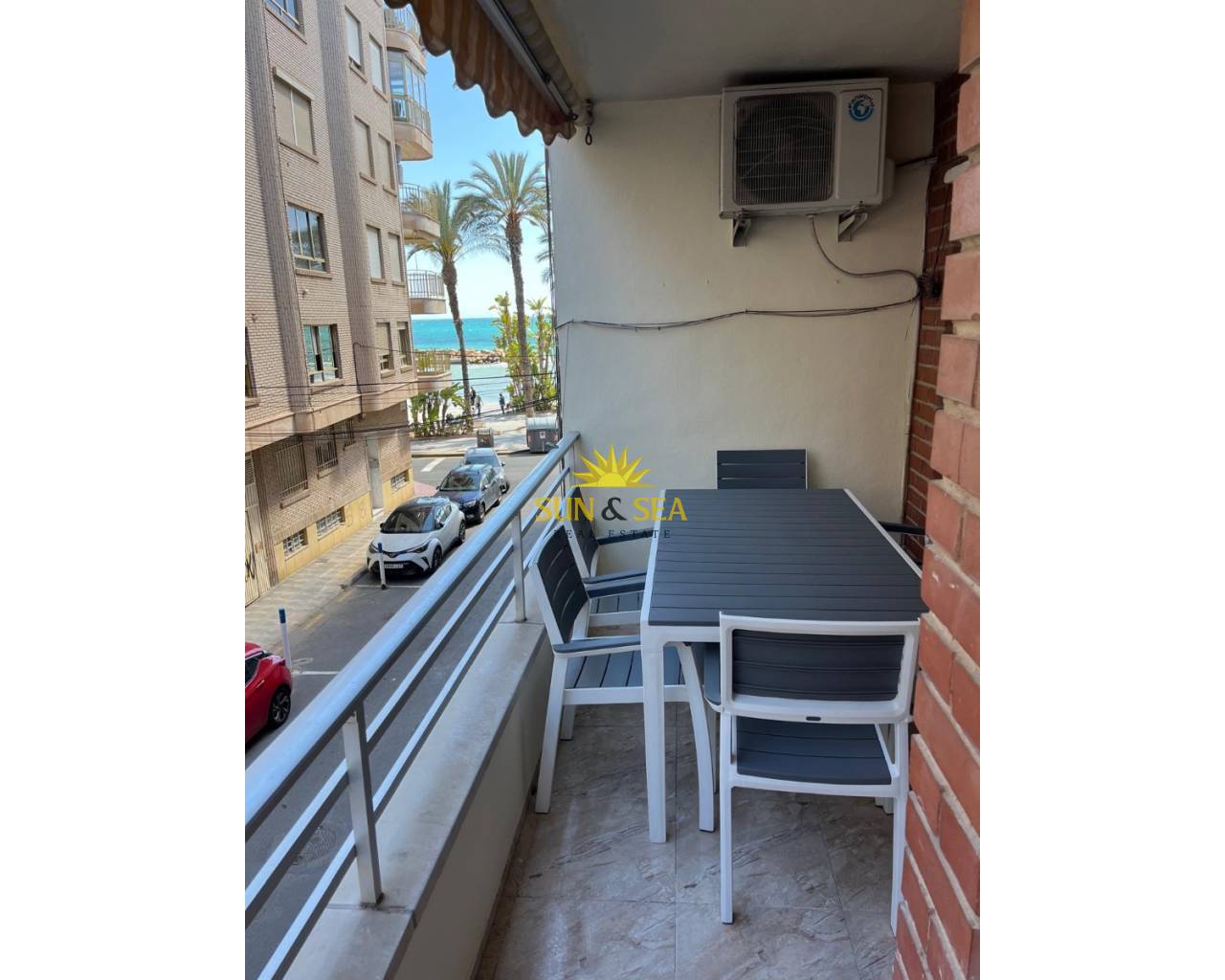 Apartamento - Alquiler a largo plazo - Torrevieja - Playa del Cura