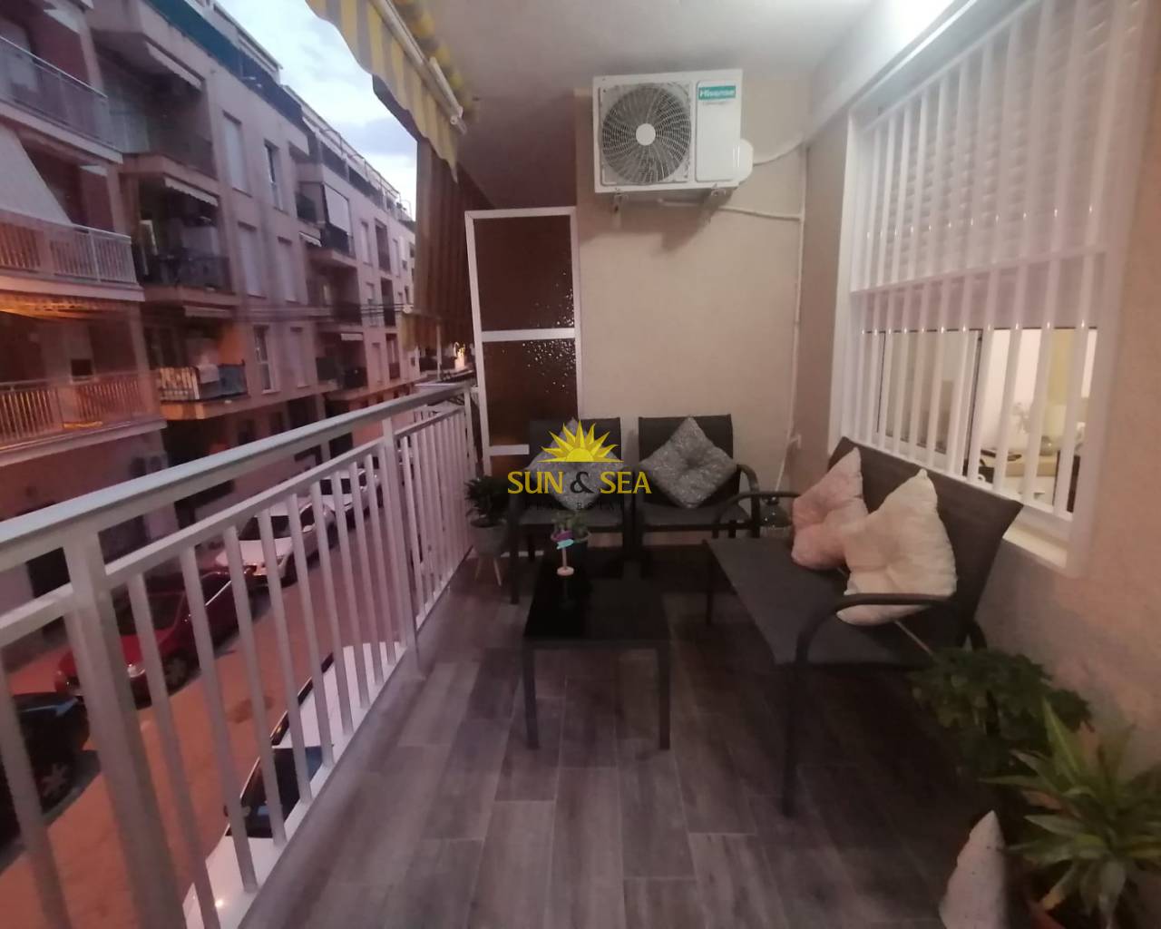 Apartamento - Alquiler a largo plazo - Torrevieja - Playa del Cura