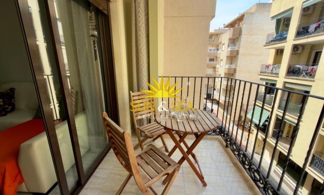 Apartamento - Alquiler a largo plazo - Torrevieja - Playa Los Naufragos