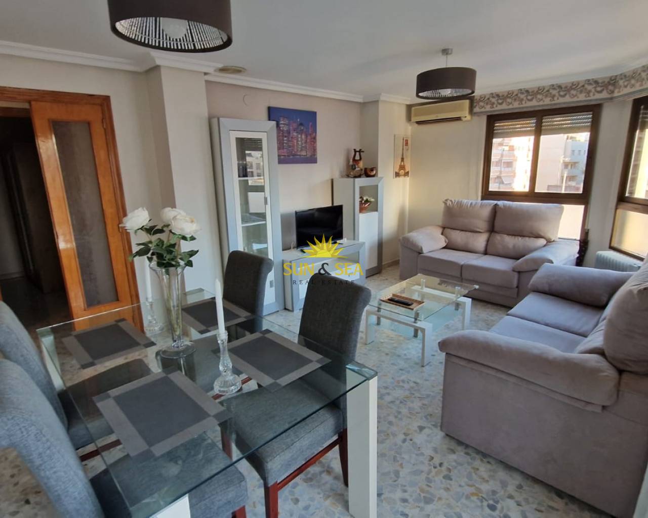 Apartamento - Alquiler a largo plazo - Torrevieja - Puerto de Torrevieja