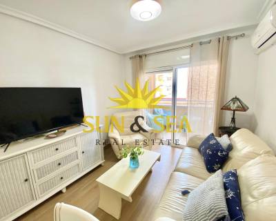 Apartamento - Alquiler a largo plazo - Torrevieja - RENT-1957S