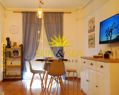 Apartamento - Alquiler a largo plazo - Torrevieja - RENT-2715BSP