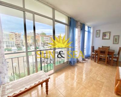 Apartamento - Alquiler a largo plazo - Torrevieja - RENT-2781MG