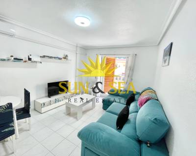 Apartamento - Alquiler a largo plazo - Torrevieja - RENT-3315NSP