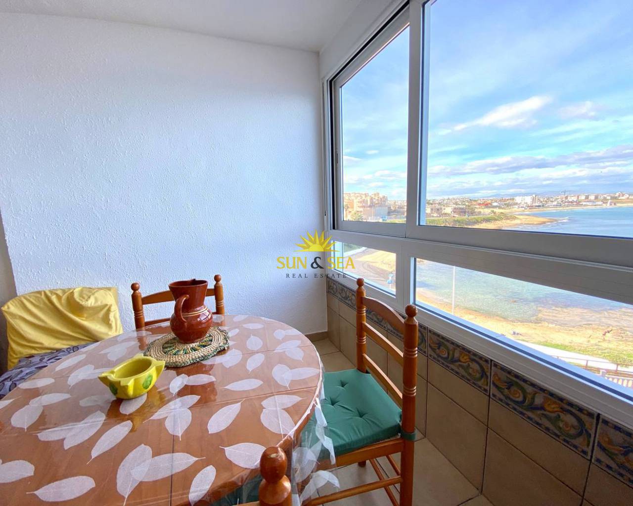 Apartamento - Alquiler a largo plazo - Torrevieja - Torrelamata - La Mata