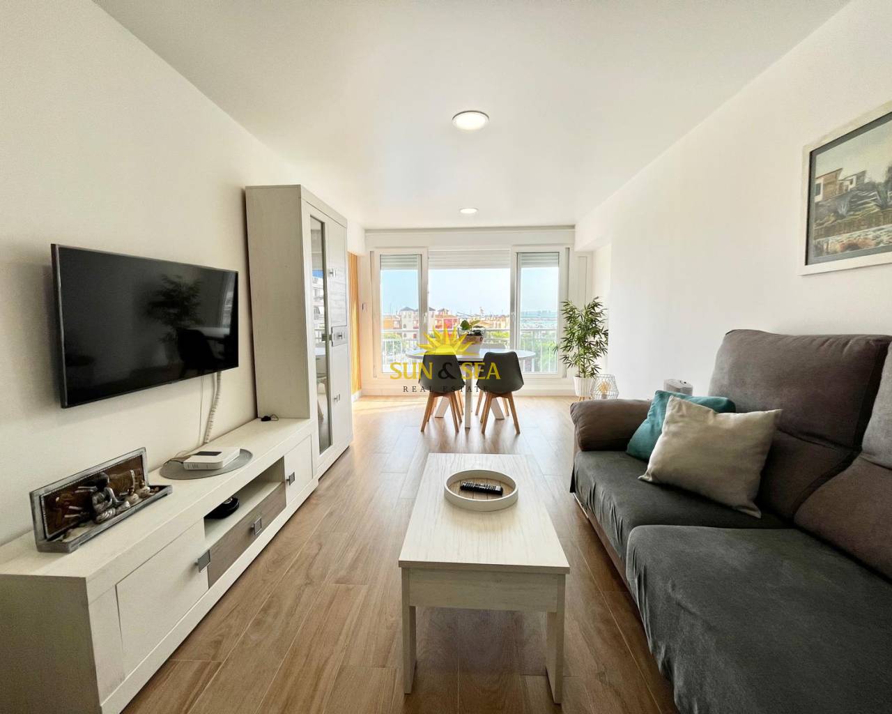 Apartamento - Alquiler a largo plazo - Torrevieja - torrevieja