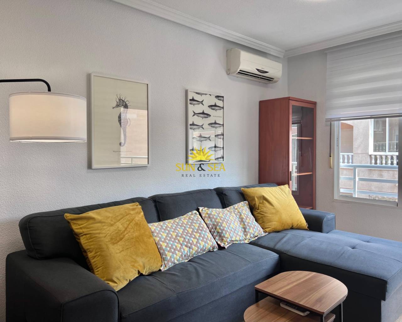 Apartamento - Alquiler a largo plazo - Torrevieja - torrevieja