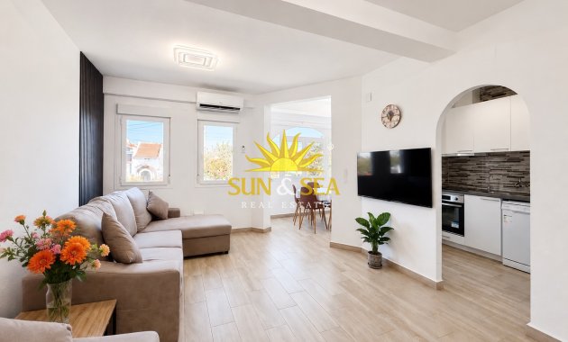 Apartamento - Alquiler a largo plazo - Torrevieja - torrevieja