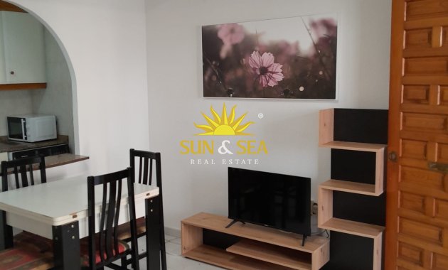 Apartamento - Alquiler a largo plazo - Torrevieja - torrevieja