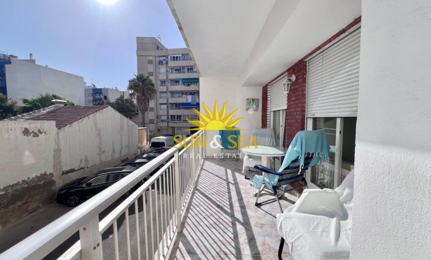 Apartamento - Alquiler de invierno - Torrevieja - Playa de los Locos