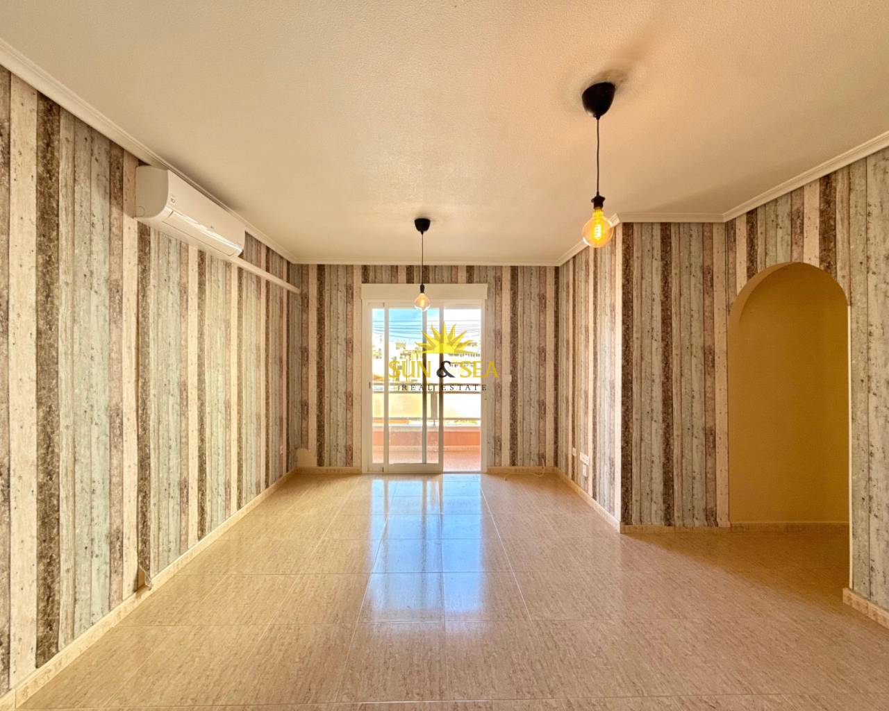 Apartamento - Venta - Torrevieja - torrevieja