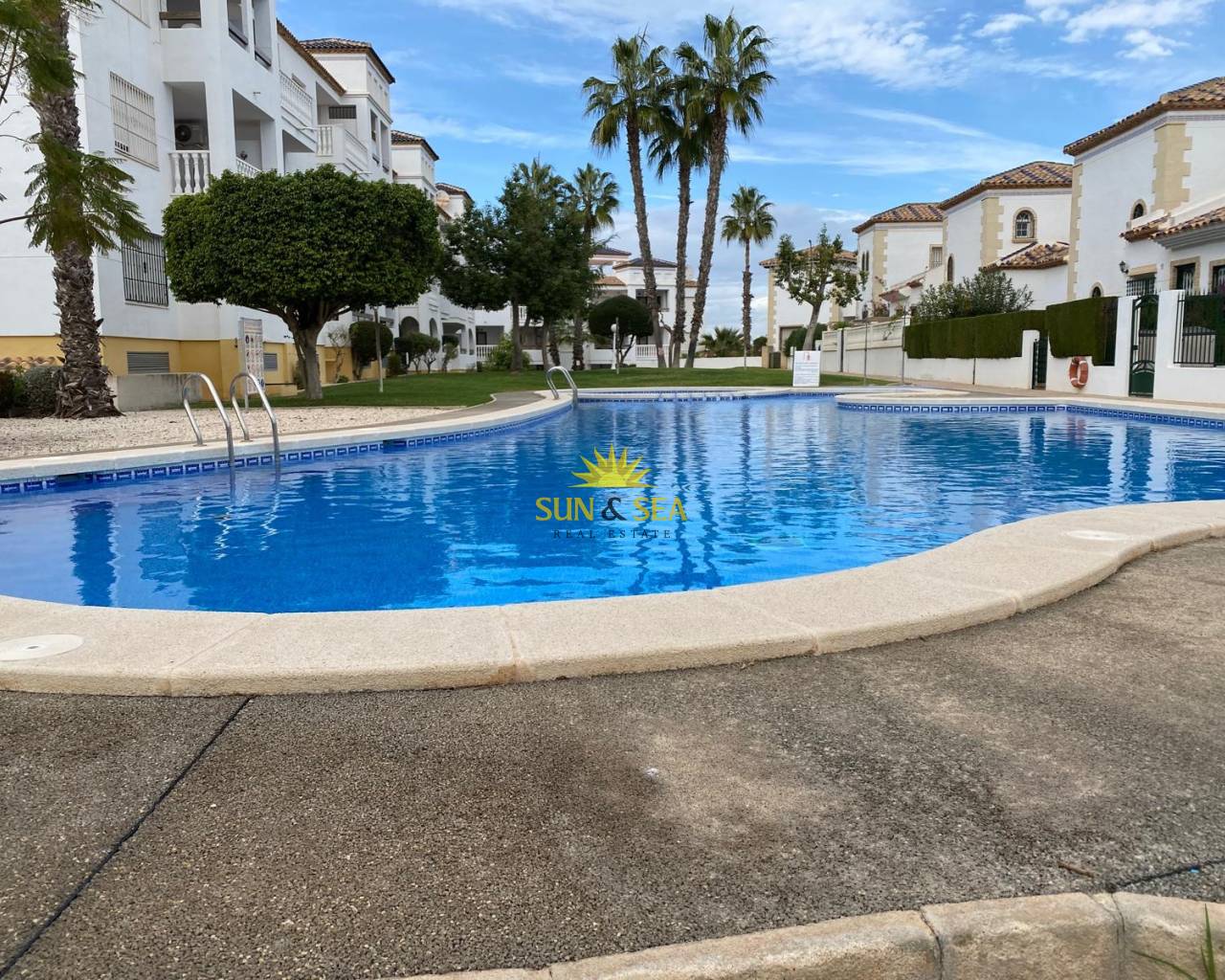 Apartment - Аренда на длительный срок - Orihuela Costa - Villamartín