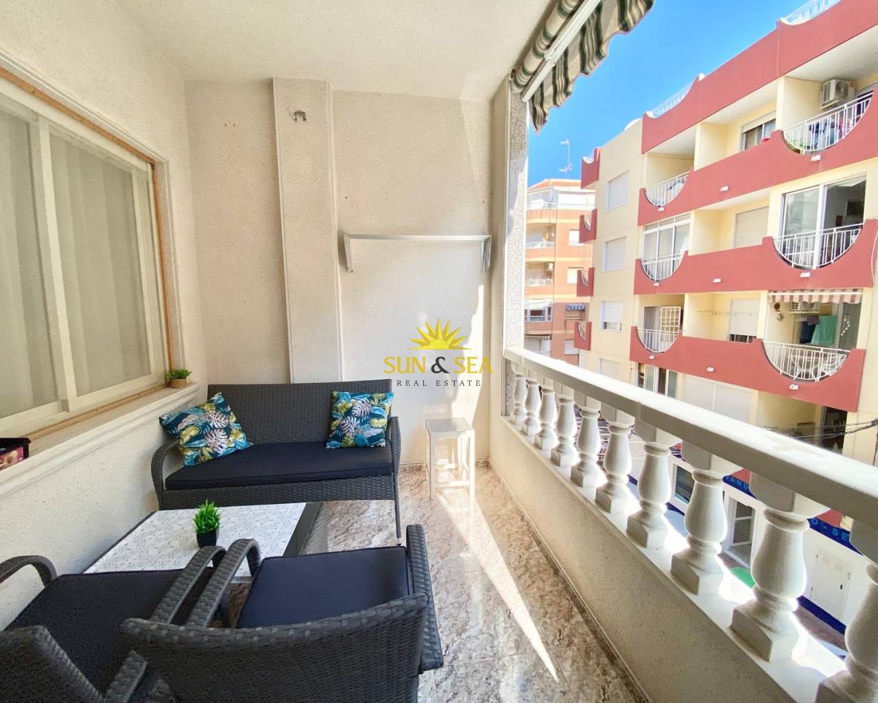 Apartment - Аренда на длительный срок - Torrevieja - Playa de los Locos