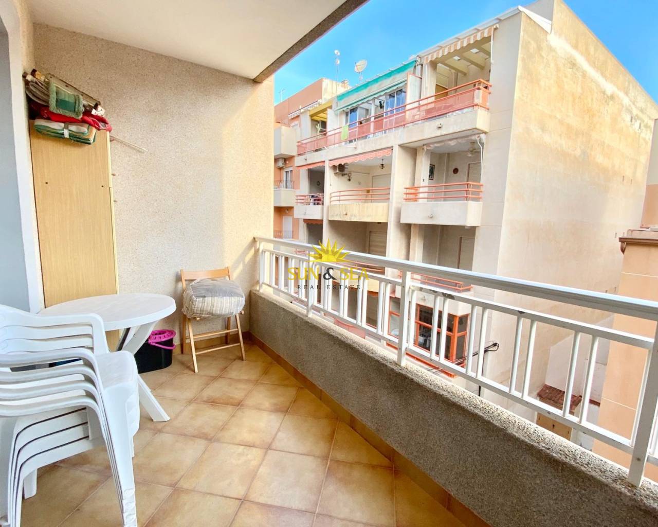 Apartment - Аренда на длительный срок - Torrevieja - Playa de los Locos