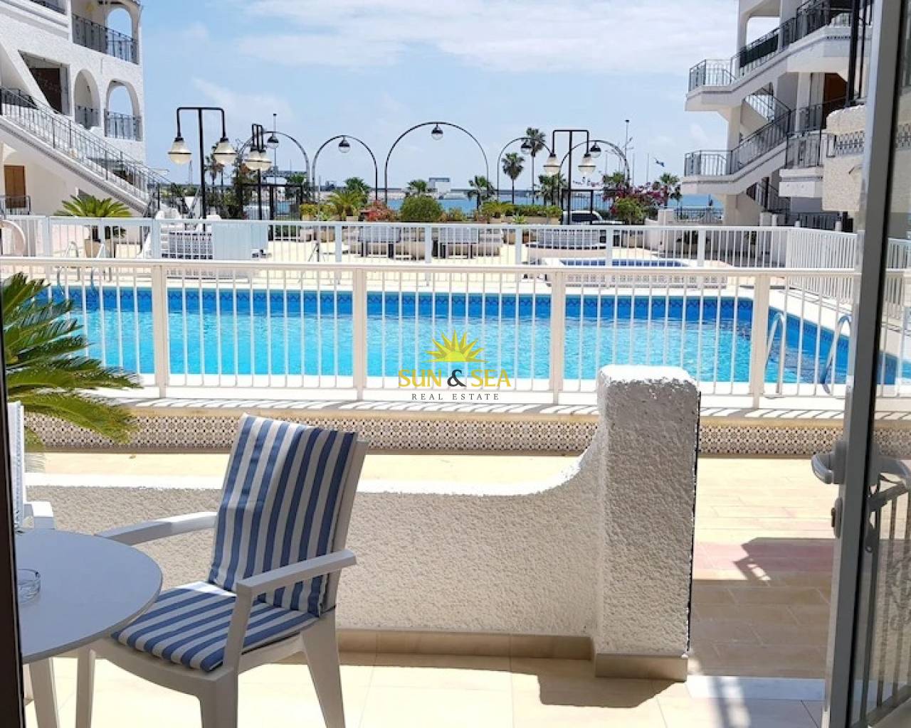 Apartment - Аренда на длительный срок - Torrevieja - Playa de los Naufragos