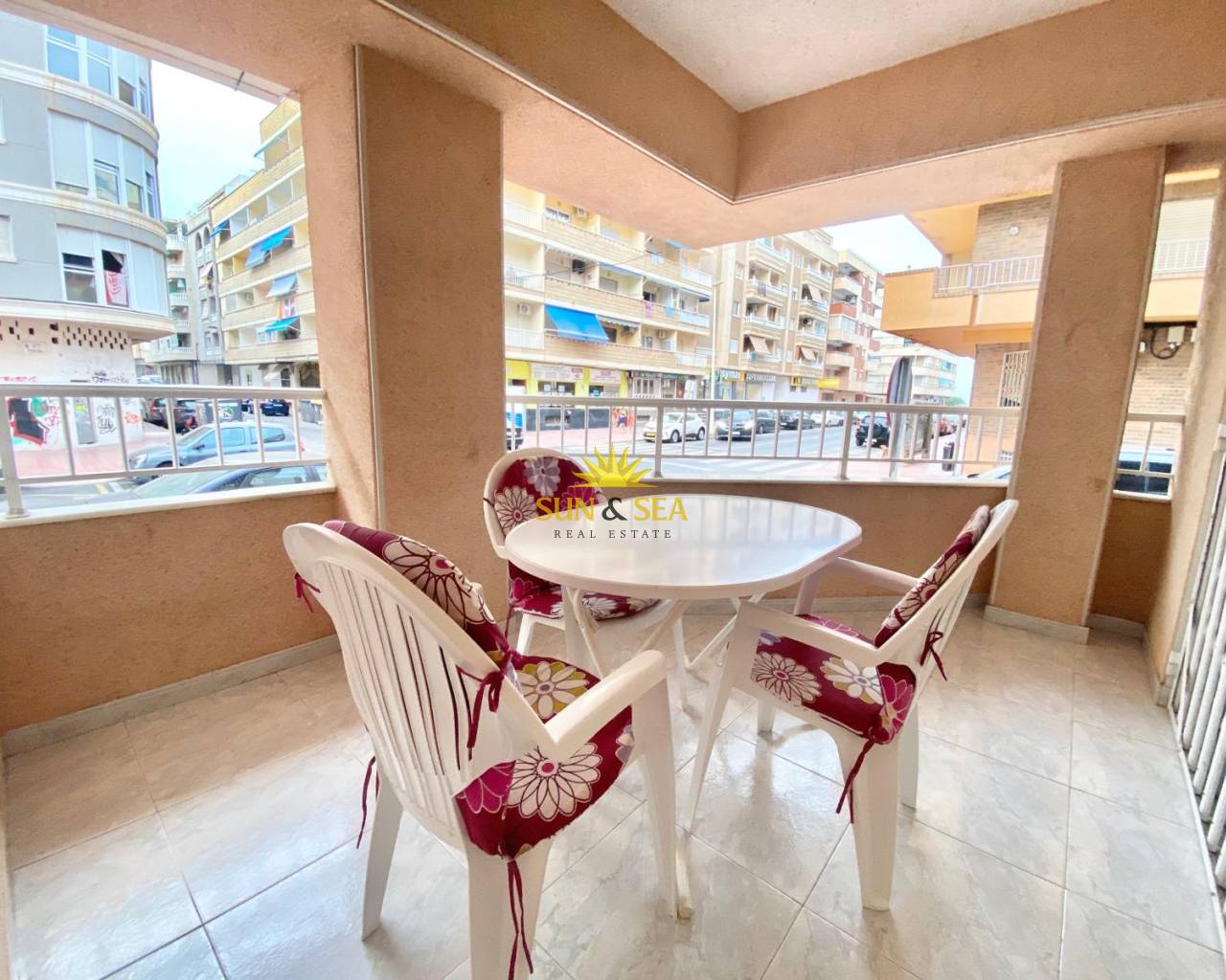 Apartment - Аренда на длительный срок - Torrevieja - Playa del cura