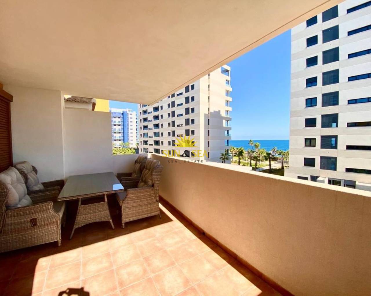Apartment - Аренда на длительный срок - Torrevieja - Punta prima