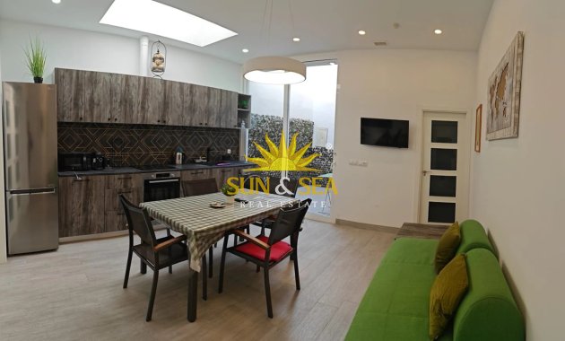 Apartment - Долгосрочная аренда - Alicante (Alacant) - Alicante (Alacant)
