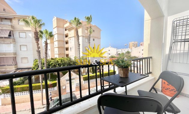 Apartment - Long Term Rental - Torrevieja - Centro