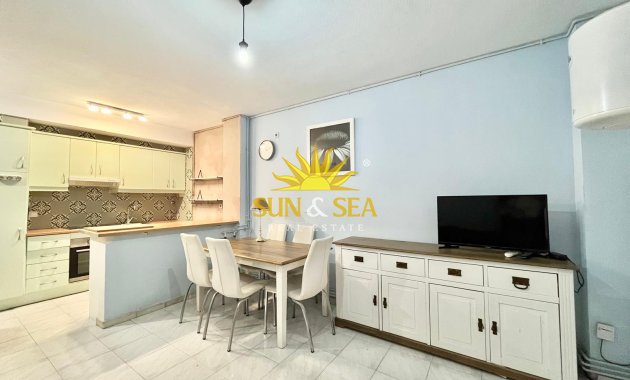 Apartment - Long Term Rental - Torrevieja - Centro