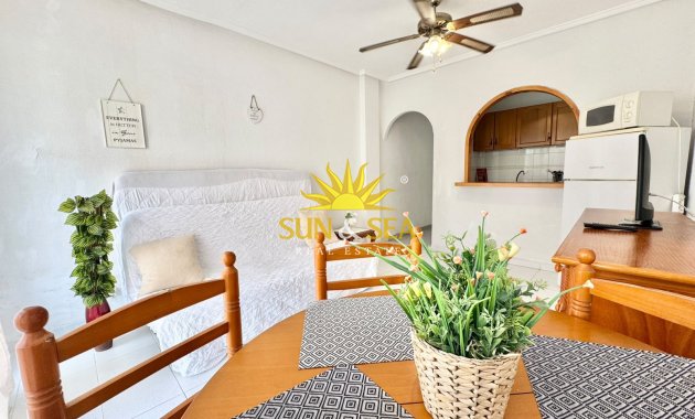 Apartment - Long Term Rental - Torrevieja - Centro