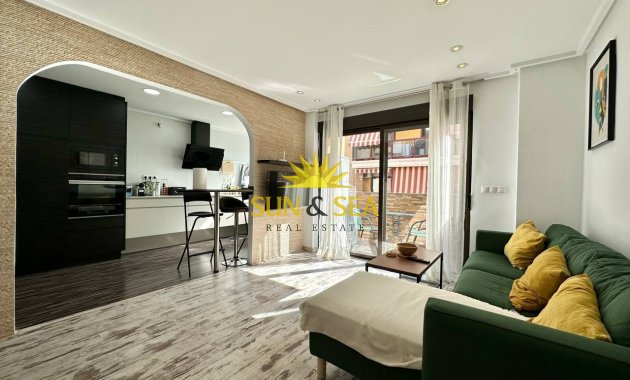 Apartment - Long Term Rental - Torrevieja - Centro