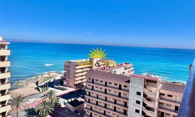Apartment - Перепродажа - Torrevieja - Cabo Cervera