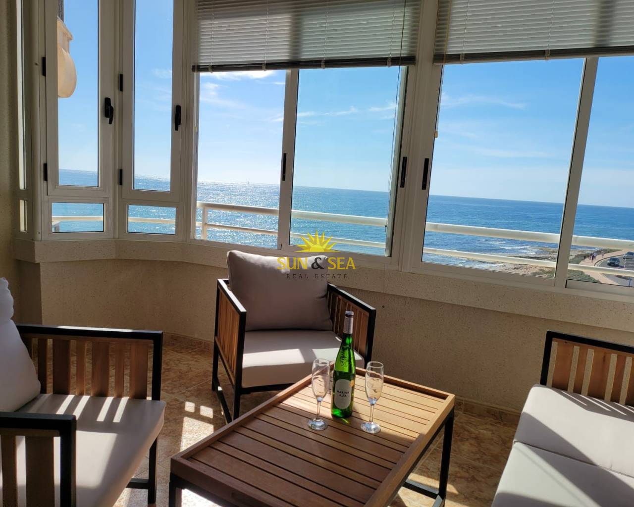 Apartment - Перепродажа - Torrevieja - Playa de los Locos