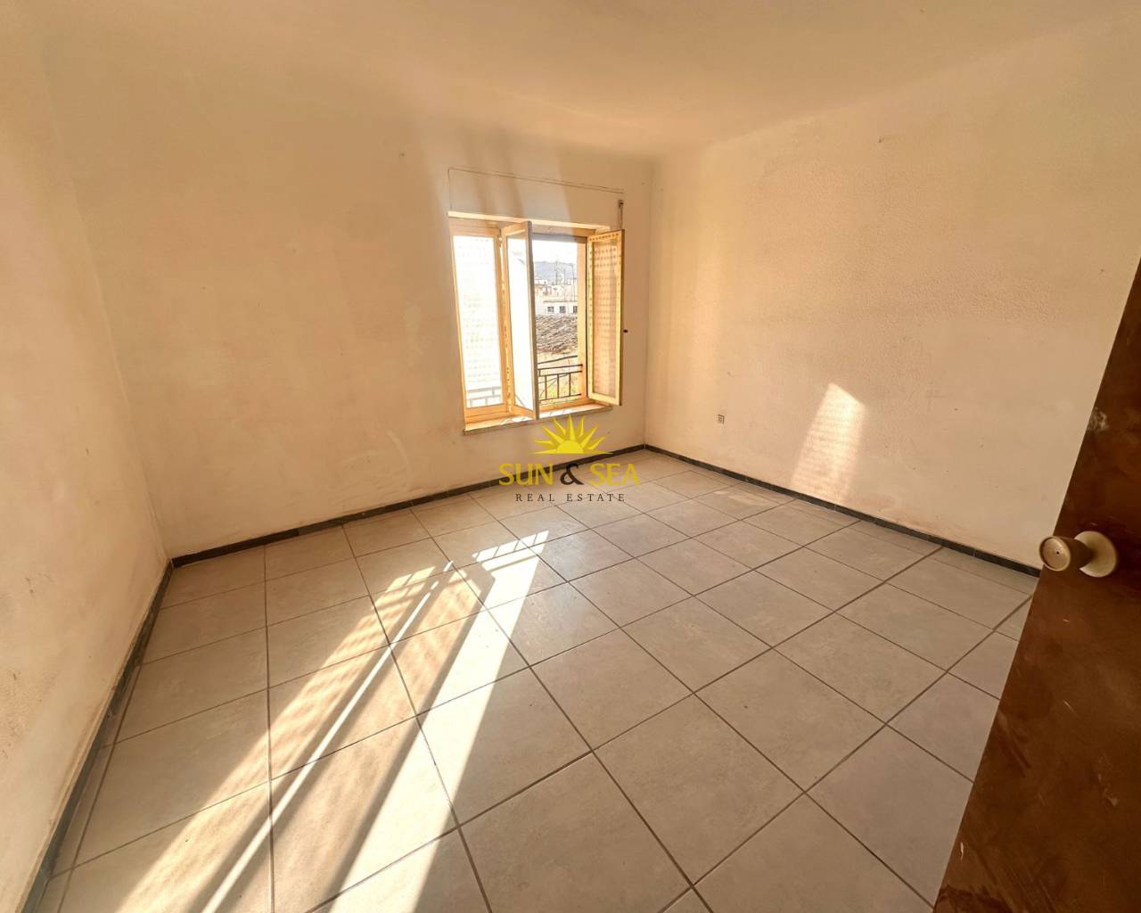 Apartment - Resale - Alicante - Centro