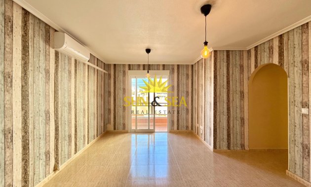 Apartment - Resale - Torrevieja - torrevieja