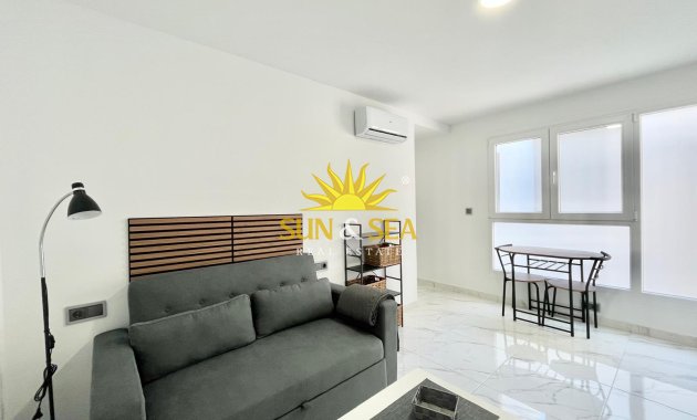 Apartment - Winter rental - Torrevieja - Centro