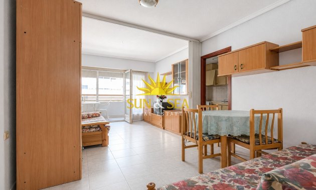 Appartement - Herverkoop - Torrevieja - Centro