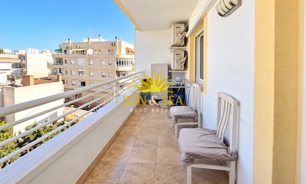 Appartement - Herverkoop - Torrevieja - Centro