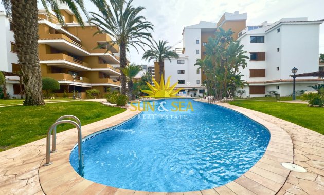 Appartement - Herverkoop - Torrevieja - Punta prima