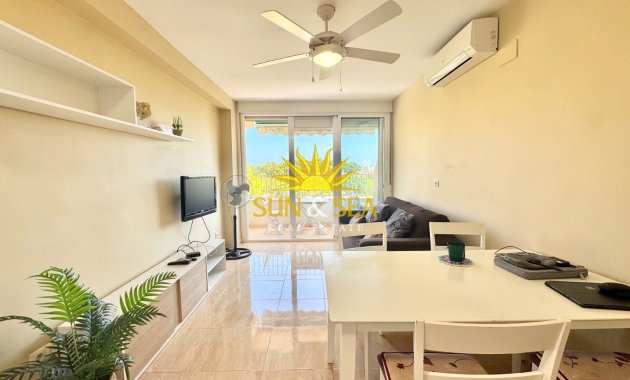Appartement - Location à long terme - Guardamar del Segura - Pinomar