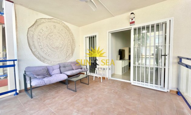 Appartement - Location à long terme - Orihuela Costa - Aguamarina