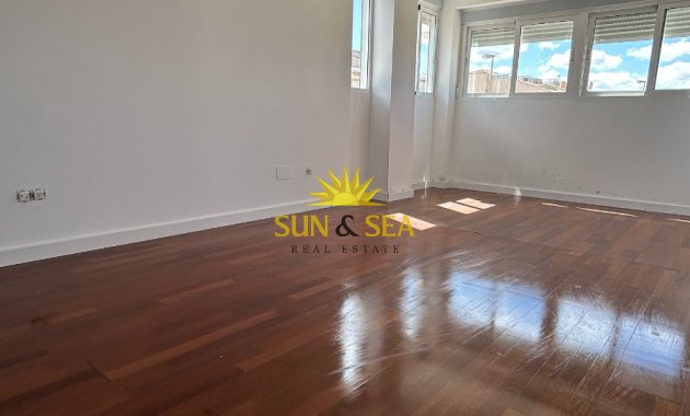 Appartement - Location à long terme - Orihuela Costa - La Florida