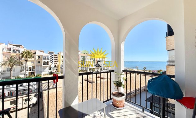 Appartement - Location à long terme - Torrevieja - Centro