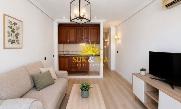 Appartement - Location à long terme - Torrevieja - Centro