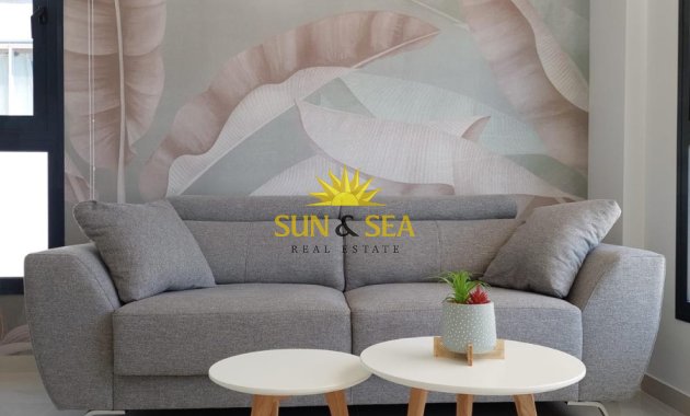 Appartement - Location à long terme - Torrevieja - Playa del Cura