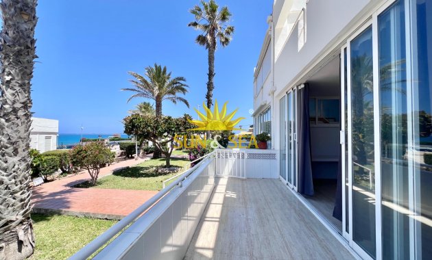 Appartement - Location d’hiver - Orihuela Costa - Cabo roig - La Zenia