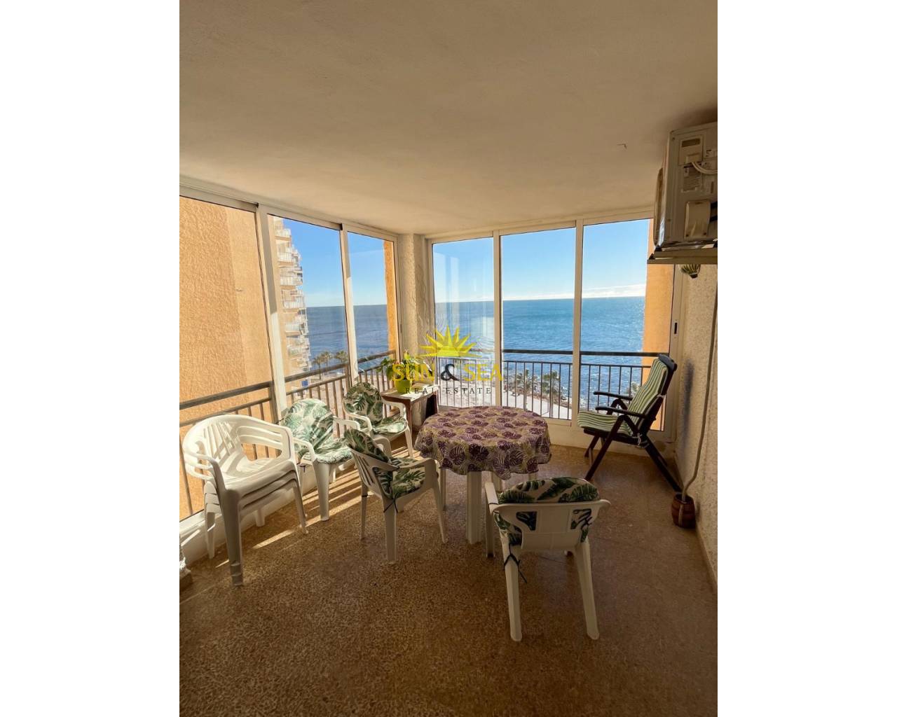 Appartement - Location longue durée - Torrevieja - Playa del Cura