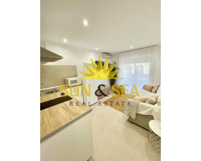 Appartement - Location longue durée - Torrevieja - RENT-1199SSP