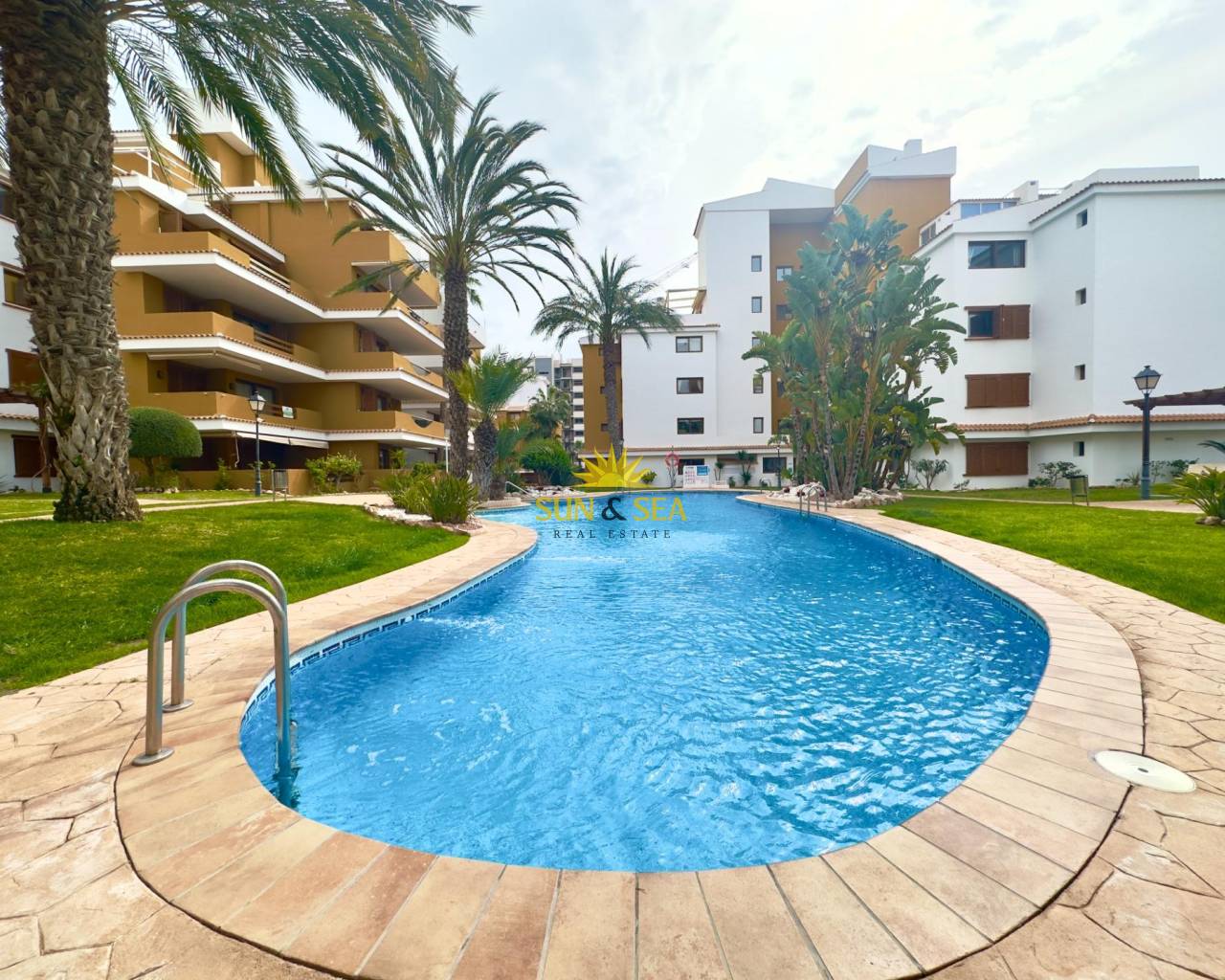 Appartement - Revente - Torrevieja - Punta prima