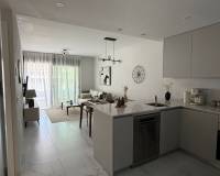 Аренда на длительный срок - Apartment - Torrevieja - Urb. Jardín del Mar