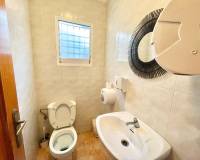 Аренда на длительный срок - Commercial - Torrevieja - Centro